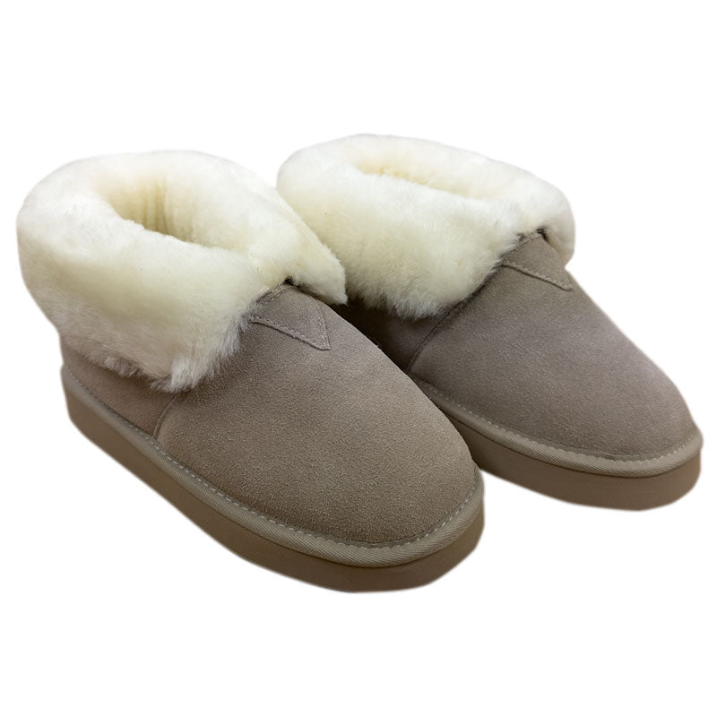 Lammfell-Hausschuhe beige